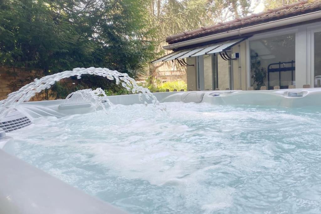 Maison Avec Jardin Et Jacuzzi Proche Polytechnique Palaiseau Exterior photo