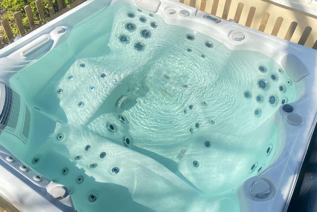 Maison Avec Jardin Et Jacuzzi Proche Polytechnique Palaiseau Exterior photo